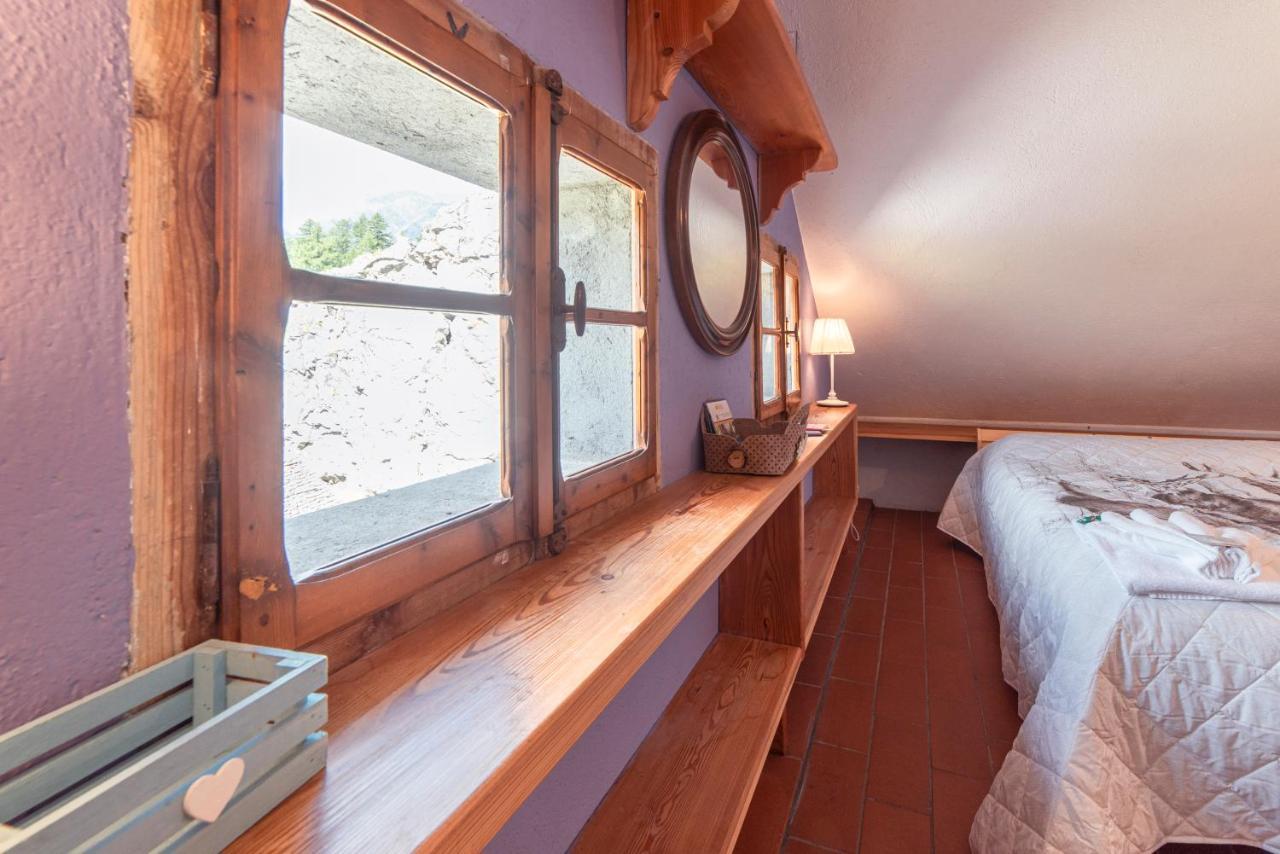 Hotel Voglia Di Veglia Varzo Zewnętrze zdjęcie